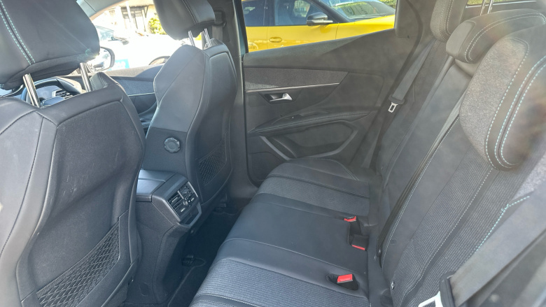 Peugeot 3008 1.2 PureTech Allure Premium+ 5dr Petrol Estate